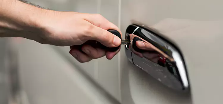 Why Choose Our Auto Locksmith Team in East Hartford, CT?